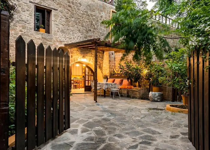 Secret Garden - Old Town - Ground Floor * Rhodes City